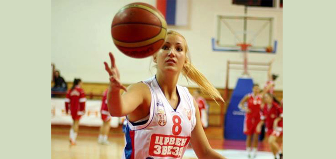 Uspešna košarkašica KK Crvena Zvezda Marija Radović studira Marketing menadžment preko interneta