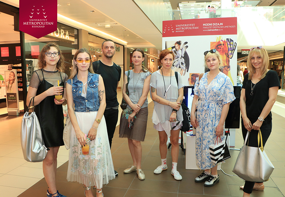 Studenti Modnog dizajna ulepšali vikend posetiocima TC Ušće